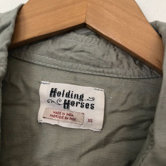 HOLDING HORSES ANTHROPOLOGIE Sunwashed Tunic Top Green Long Sleeve Button Down - Picture 6 of 11